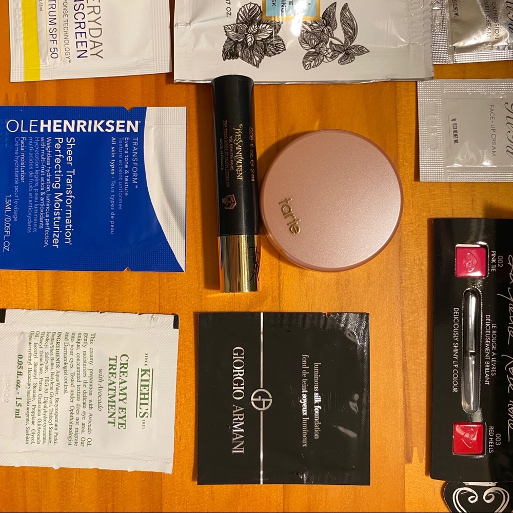 Makeup Sample - Picture 4 of 7